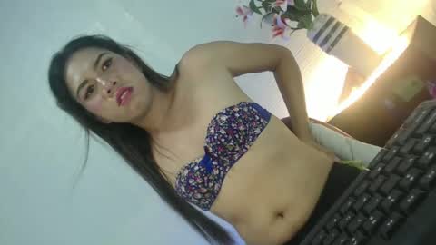 naughtywildvenice online show from February 12, 2025, 1:37 pm