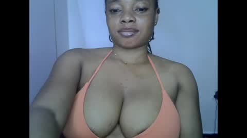 Snapshot of naughtyxcuntx chatting on May 1, 2026, 5:28 pm naughtyxcuntx online show from May 1, 2026, 5:28 pm