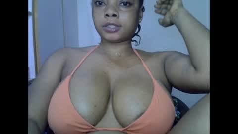 Snapshot of naughtyxcuntx chatting on June 10, 2026, 3:44 pm naughtyxcuntx online show from June 10, 2026, 3:44 pm