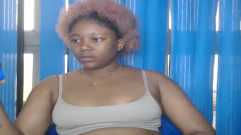 naughtyxpussyx online show from September 29, 2025, 8:08 am