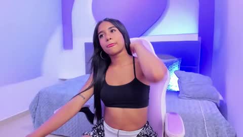 Angela  online show from October 6, 2025, 6:27 pm