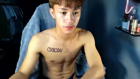 Snapshot of naugthyboyloy chatting on June 7, 2026, 2:43 pm Loy online show from June 7, 2026, 2:43 pm