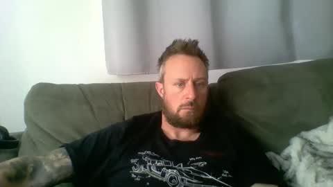 nawtydom1977 online show from October 26, 2025, 4:02 pm