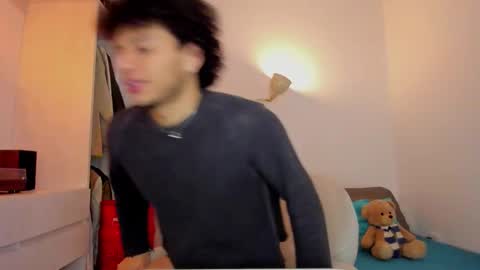 Natan online show from November 15, 2025, 6:33 am