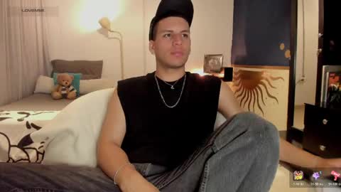 Snapshot of naxttan chatting on May 10, 2026, 9:03 am Natan online show from May 10, 2026, 9:03 am