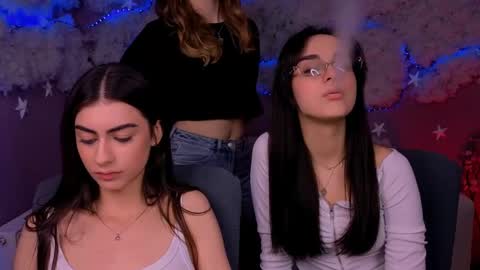 Naya online show from April 20, 2026, 9:23 am