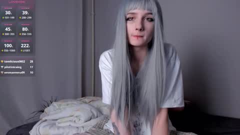 Kira online show from March 21, 2026, 2:27 am