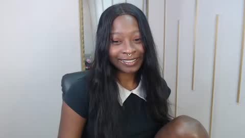 Snapshot of nayariskaya chatting on July 1, 2026, 3:45 pm Nayaris 3 online show from July 1, 2026, 3:45 pm