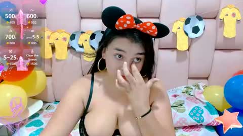 Snapshot of naylahot18 chatting on June 18, 2026, 5:28 pm nayla online show from June 18, 2026, 5:28 pm
