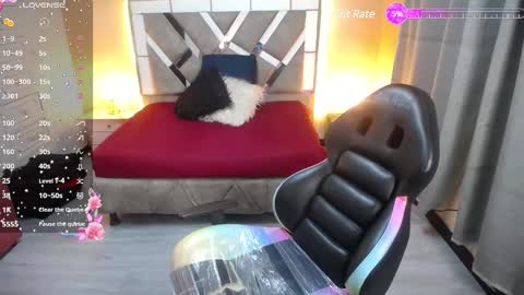 nayleah online show from March 4, 2025, 2:17 am