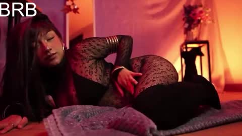 Nefertari online show from October 25, 2025, 11:29 am