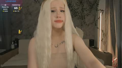 Eva online show from April 22, 2026, 9:01 am