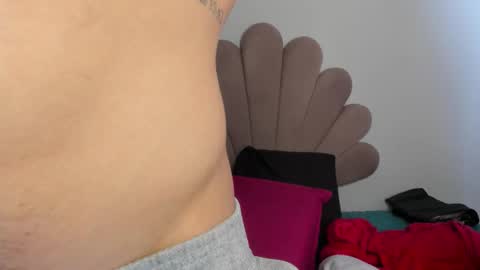 Nei turn green online show from September 26, 2025, 3:05 pm