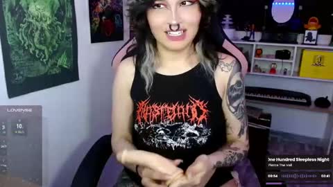 Neena Nyx online show from May 9, 2026, 3:12 am