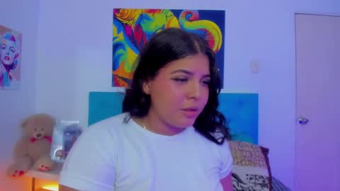 neferet_opal online show from October 1, 2025, 1:00 am