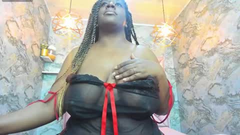 Snapshot of neffertiry_ebonny chatting on May 13, 2026, 6:16 pm Nefer online show from May 13, 2026, 6:16 pm