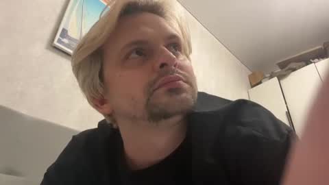 Snapshot of neforstudio chatting on June 9, 2026, 9:26 pm neforstudio online show from June 9, 2026, 9:26 pm