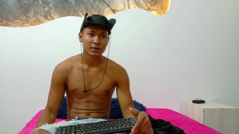   online show from May 15, 2026, 7:32 pm