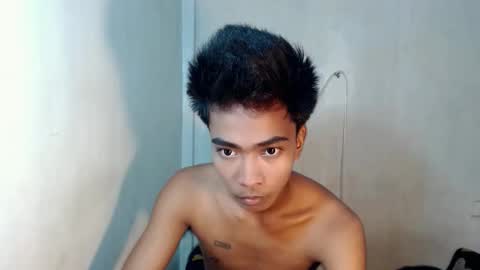 neil_asian69 online show from November 24, 2025, 6:46 am