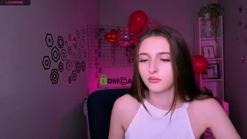 Snapshot of nekky_mouse chatting on February 14, 2026, 10:23 am Meow online show from February 14, 2026, 10:23 am