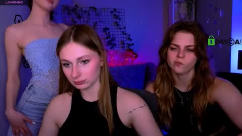 Snapshot of nekky_mouse chatting on February 21, 2026, 12:28 pm Meow online show from February 21, 2026, 12:28 pm