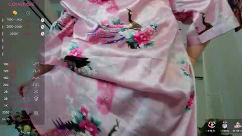 neko_moor online show from September 12, 2025, 9:04 pm