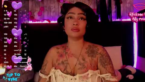 Miah online show from November 23, 2025, 12:27 pm