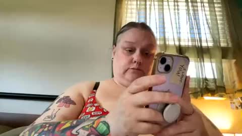 Snapshot of nellatlas chatting on June 15, 2026, 8:22 pm Nellie Atlas online show from June 15, 2026, 8:22 pm