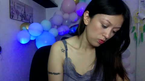 Snapshot of nena_lov chatting on July 7, 2026, 11:31 pm Star online show from July 7, 2026, 11:31 pm