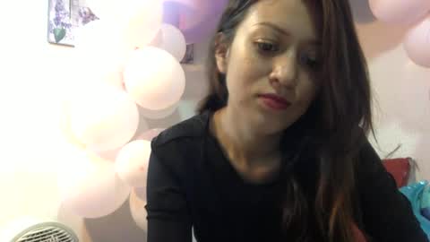 Snapshot of nena_lov chatting on July 10, 2026, 8:33 pm Star online show from July 10, 2026, 8:33 pm