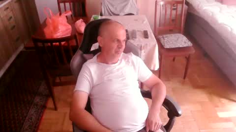 Snapshot of neno89654 chatting on June 22, 2026, 10:23 am neno89654 online show from June 22, 2026, 10:23 am