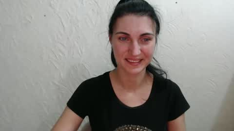 Snapshot of nensyfay_ chatting on December 7, 2024, 11:56 pm Nensy online show from December 7, 2024, 11:56 pm