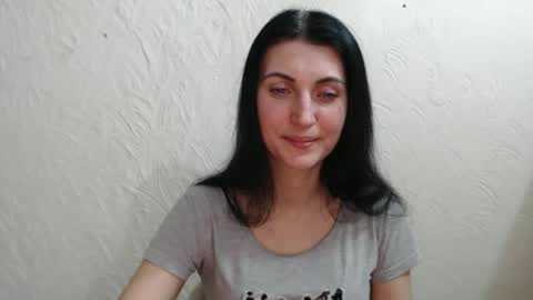 Snapshot of nensyfay_ chatting on January 21, 2025, 3:32 pm Nensy online show from January 21, 2025, 3:32 pm