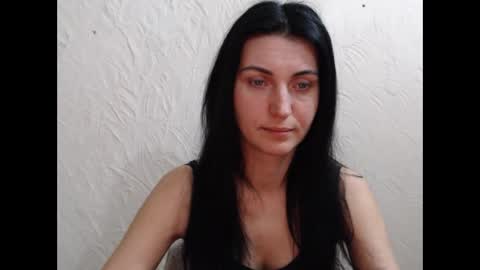 Snapshot of nensyfay_ chatting on February 8, 2025, 8:32 pm Nensy online show from February 8, 2025, 8:32 pm