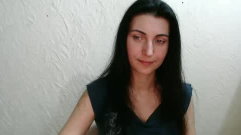 Snapshot of nensyfay_ chatting on February 15, 2025, 12:37 am Nensy online show from February 15, 2025, 12:37 am