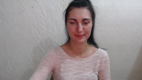 Snapshot of nensyfay_ chatting on October 2, 2025, 2:46 pm Nensy online show from October 2, 2025, 2:46 pm