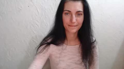 Snapshot of nensyfay_ chatting on October 3, 2025, 7:55 pm Nensy online show from October 3, 2025, 7:55 pm