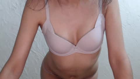 Nensy online show from July 18, 2026, 7:06 pm