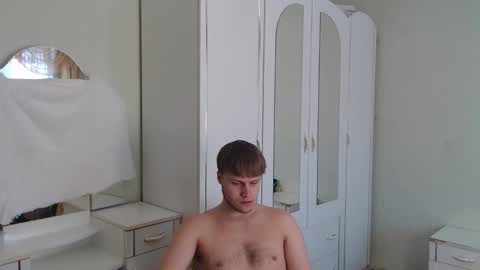 Snapshot of nenvol1 chatting on February 16, 2025, 2:32 pm better ask online show from February 16, 2025, 2:32 pm