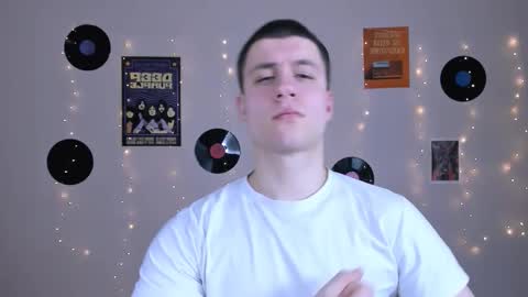 Snapshot of neo_raze_ chatting on February 2, 2026, 8:07 pm neo_raze_ online show from February 2, 2026, 8:07 pm