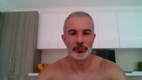 neodent online show from October 20, 2025, 5:46 pm