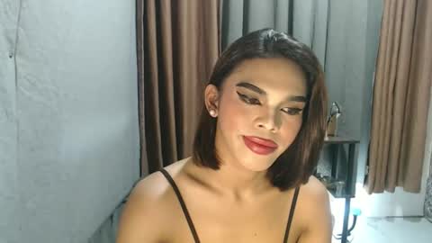 neomi online show from April 7, 2026, 3:45 pm