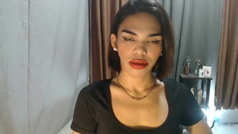 Snapshot of neomi_hardcock chatting on July 17, 2026, 7:41 pm neomi online show from July 17, 2026, 7:41 pm