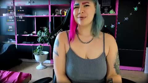 Snapshot of neon_baddie chatting on July 7, 2026, 7:45 am Ada online show from July 7, 2026, 7:45 am