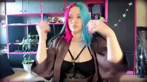 Snapshot of neon_baddie chatting on July 14, 2026, 8:08 am Ada online show from July 14, 2026, 8:08 am