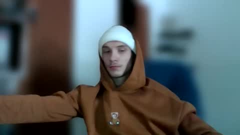 nephew_p online show from February 22, 2026, 9:46 pm