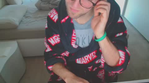 Nerchia89 online show from February 5, 2025, 3:31 pm