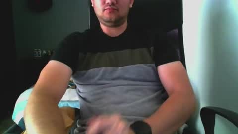 Snapshot of nerdxxx94 chatting on June 18, 2026, 4:44 pm MrBull online show from June 18, 2026, 4:44 pm