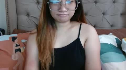 Snapshot of nerdysweetpinay chatting on October 4, 2025, 1:25 am nerdysweetpinay online show from October 4, 2025, 1:25 am