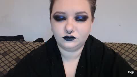 Snapshot of neriphine chatting on January 7, 2026, 9:23 am Neriphine online show from January 7, 2026, 9:23 am
